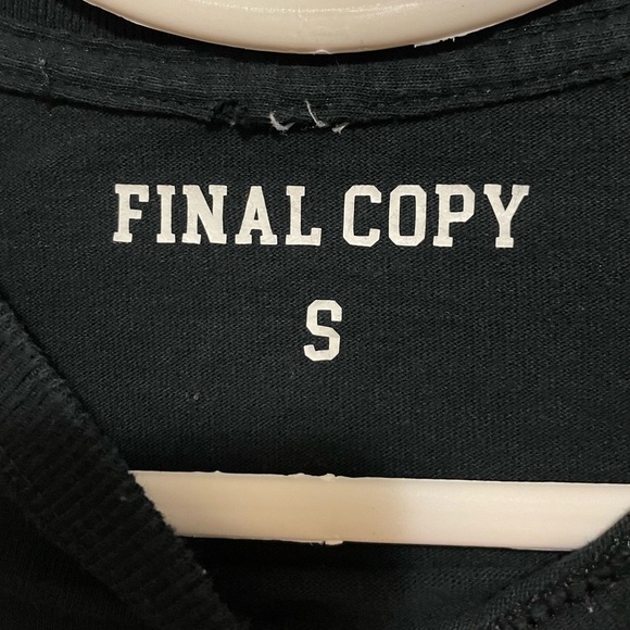 Rainbow Lips Final Copy Size Small Black Crew Neck Tee - Picture 3 of 3